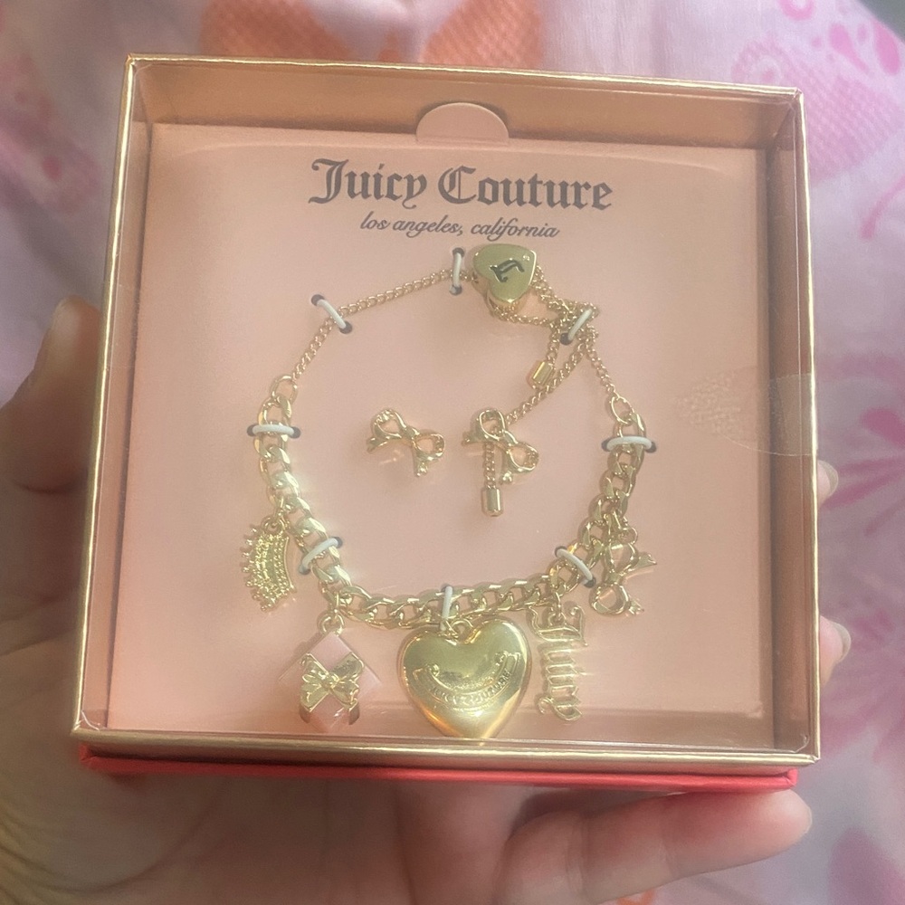 Juicy Couture Gold Heart Charm Bracelet
